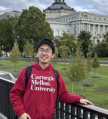 Jingbo Zhang headshot